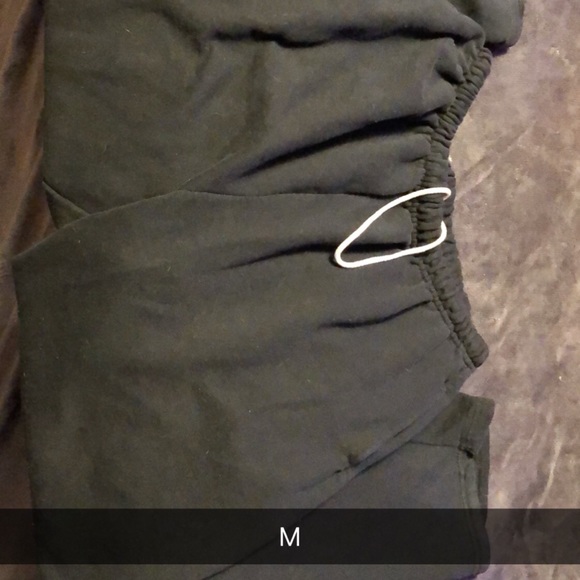 $2 clothes - Picture 3 of 8